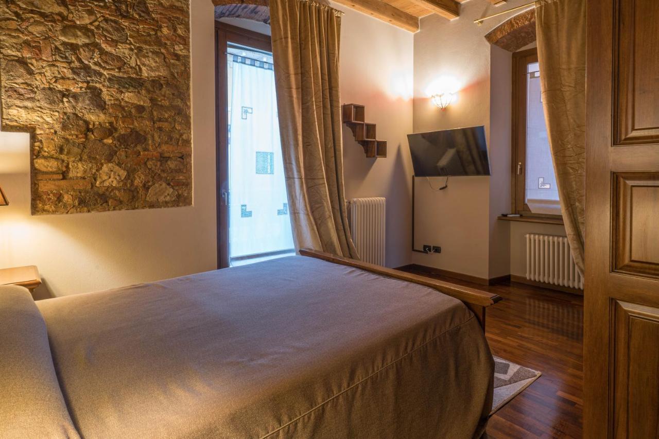 Napule...E Apartments Пескьера-дель-Гарда Экстерьер фото